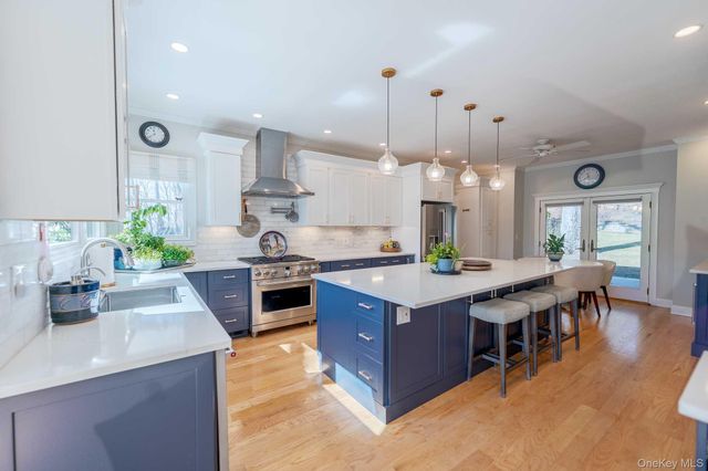 5 Ocean Avenue, Northport, NY 11768