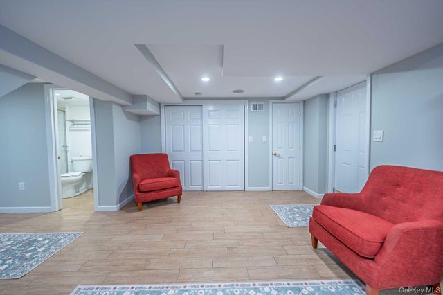 5 Ocean Avenue, Northport, NY 11768