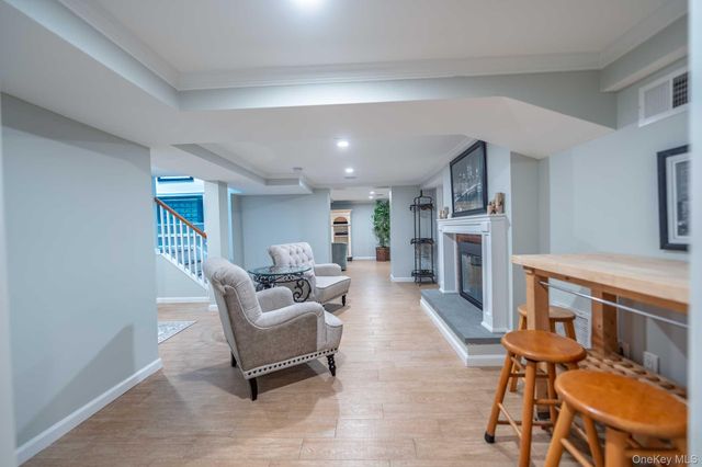 5 Ocean Avenue, Northport, NY 11768