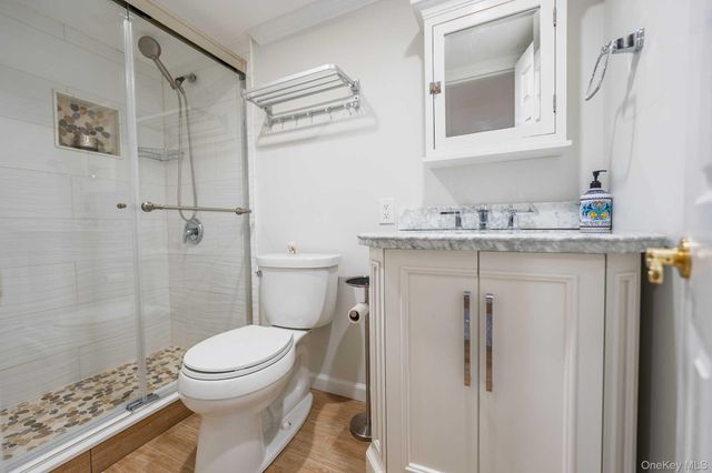 5 Ocean Avenue, Northport, NY 11768