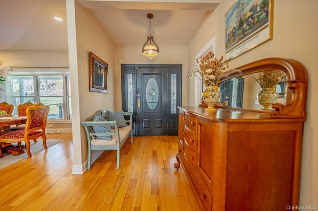 5 Ocean Avenue, Northport, NY 11768