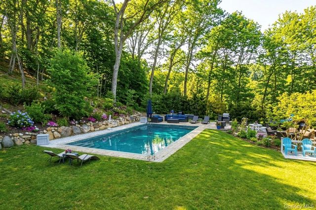 5 Ocean Avenue, Northport, NY 11768