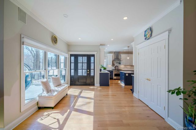 5 Ocean Avenue, Northport, NY 11768