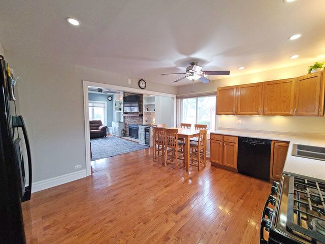 5831 W 109th Street, Chicago Ridge, IL 60415