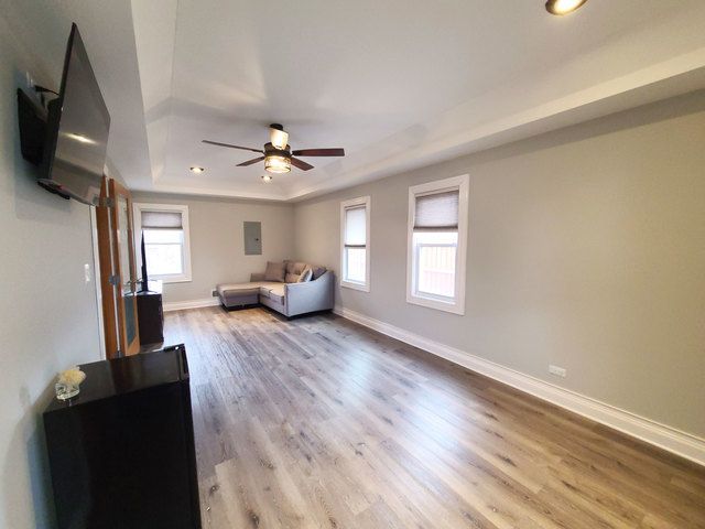 5831 W 109th Street, Chicago Ridge, IL 60415