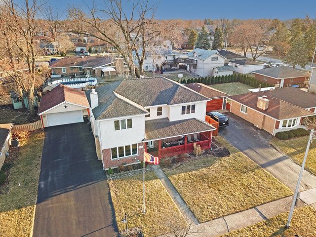 5831 W 109th Street, Chicago Ridge, IL 60415