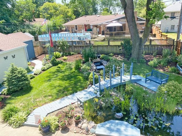 5831 W 109th Street, Chicago Ridge, IL 60415