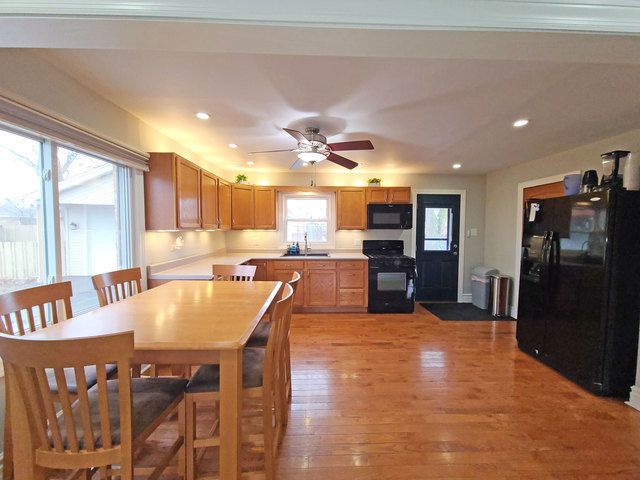 5831 W 109th Street, Chicago Ridge, IL 60415