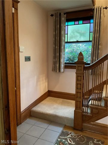 1926 Walnut Boulevard, Ashtabula, OH 44004