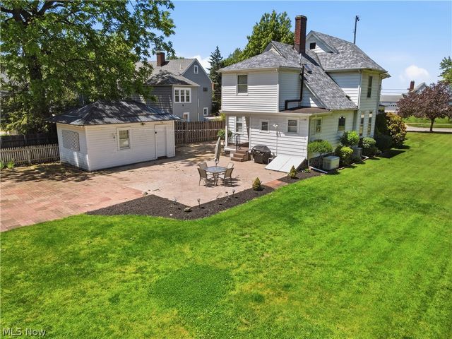 1926 Walnut Boulevard, Ashtabula, OH 44004
