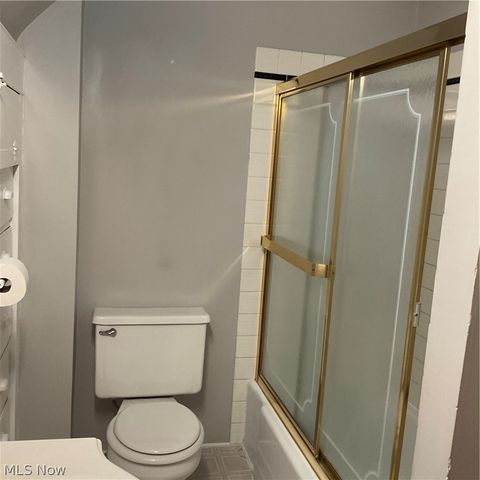 1926 Walnut Boulevard, Ashtabula, OH 44004
