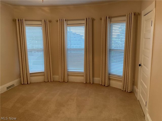 1926 Walnut Boulevard, Ashtabula, OH 44004