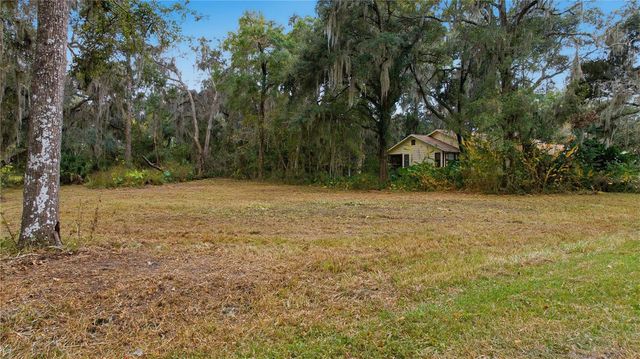 8406 NW 43RD LANE, Ocala, FL 34482