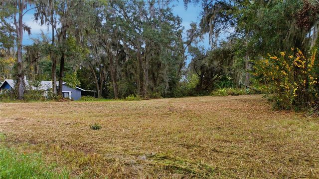 8406 NW 43RD LANE, Ocala, FL 34482