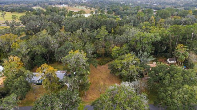 8406 NW 43RD LANE, Ocala, FL 34482