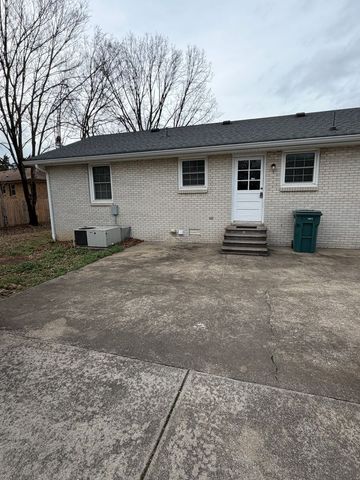 141 Quita Cir Apt B, Lebanon, TN 37087