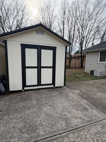 141 Quita Cir Apt B, Lebanon, TN 37087
