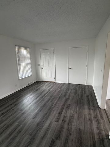 141 Quita Cir Apt B, Lebanon, TN 37087