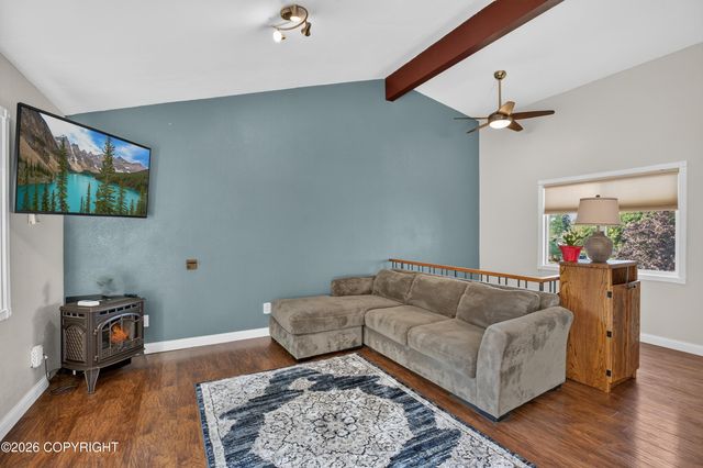 6510 E 16th Avenue, Anchorage, AK 99504
