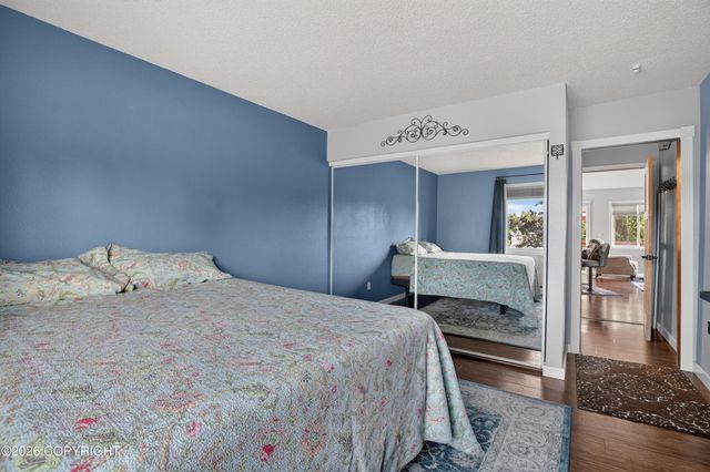 6510 E 16th Avenue, Anchorage, AK 99504