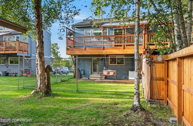 6510 E 16th Avenue, Anchorage, AK 99504