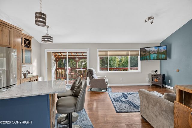 6510 E 16th Avenue, Anchorage, AK 99504