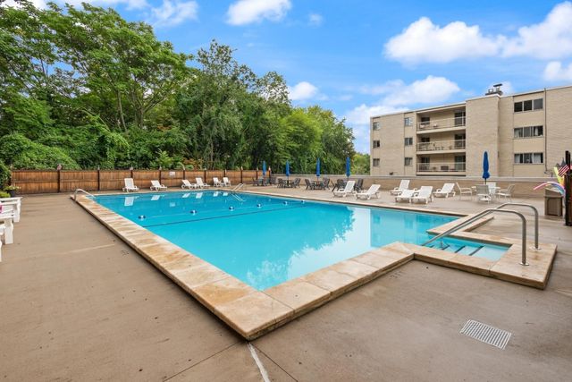 200 Park Terrace Drive 255, Stoneham, MA 02180
