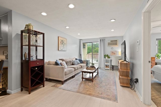 200 Park Terrace Drive 255, Stoneham, MA 02180