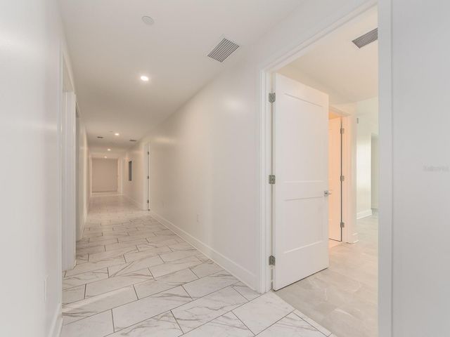 15 AVALON STREET 303, Clearwater Beach, FL 33767