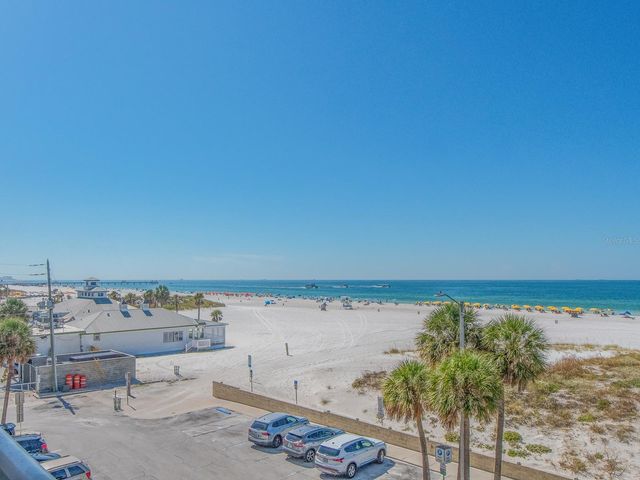 15 AVALON STREET 303, Clearwater Beach, FL 33767