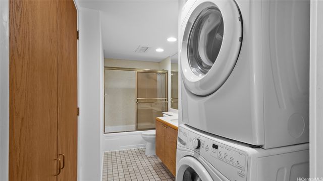 60 N Beretania Street 2810, Honolulu, HI 96817