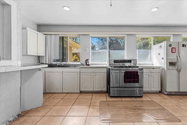 196 NW CLUBVIEW CIRCLE, Lake City, FL 32055