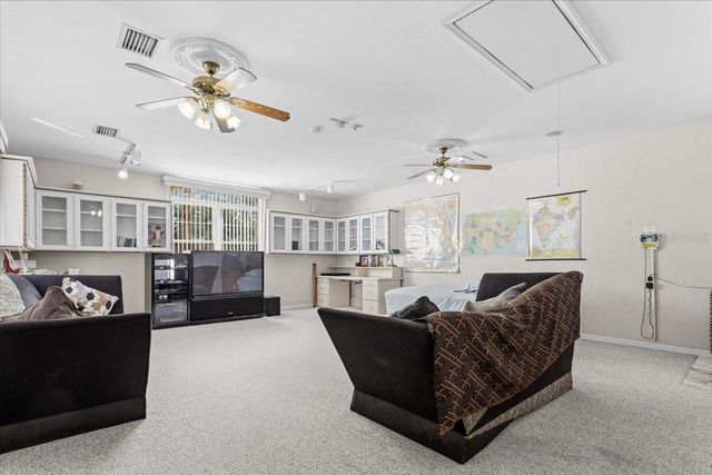 196 NW CLUBVIEW CIRCLE, Lake City, FL 32055