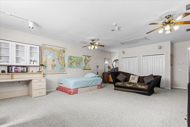 196 NW CLUBVIEW CIRCLE, Lake City, FL 32055