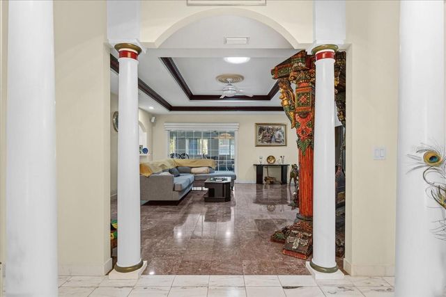 196 NW CLUBVIEW CIRCLE, Lake City, FL 32055