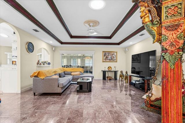 196 NW CLUBVIEW CIRCLE, Lake City, FL 32055