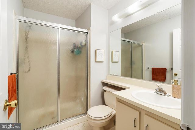 46 LEHAVRE CT, Hamilton, NJ 08619
