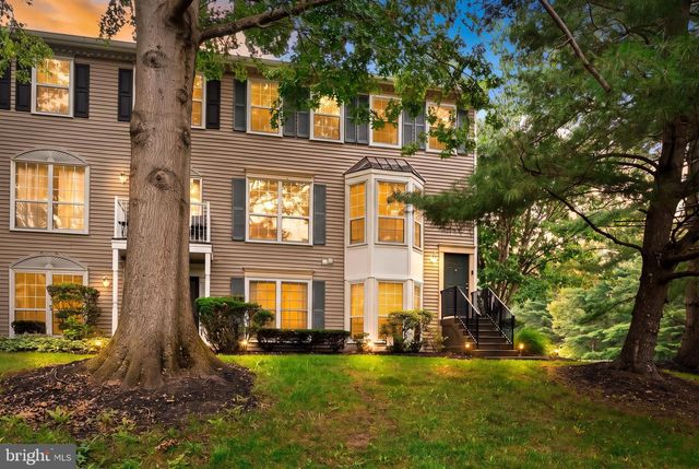 46 LEHAVRE CT, Hamilton, NJ 08619
