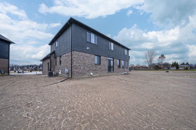 14647 Glenshire Drive, Sterling Heights, MI 48312