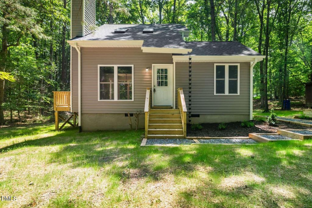 9518 Coach Way, Chapel Hill, NC 27516