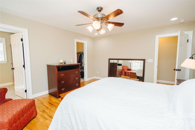 160 Winsome Forest Drive, Nebo, NC 28761