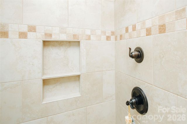 160 Winsome Forest Drive, Nebo, NC 28761