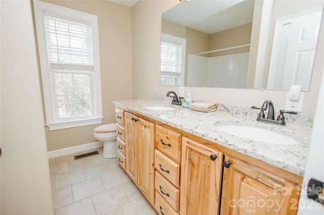 160 Winsome Forest Drive, Nebo, NC 28761