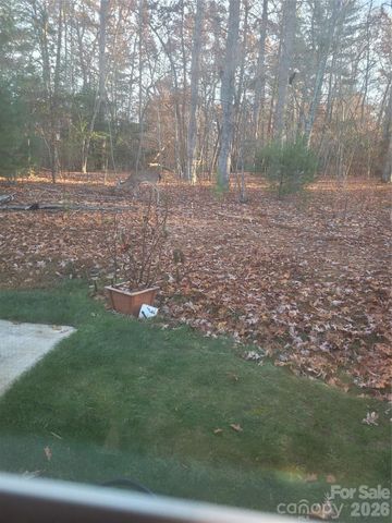 160 Winsome Forest Drive, Nebo, NC 28761