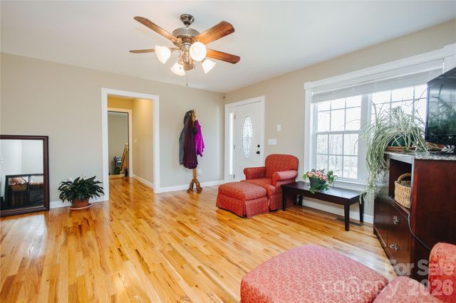 160 Winsome Forest Drive, Nebo, NC 28761