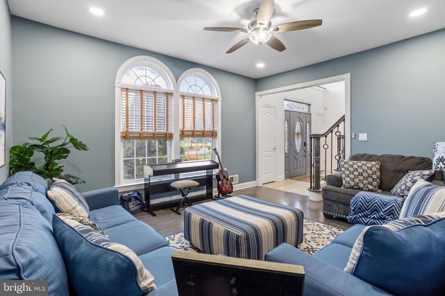 14 CONOR RD, Jackson, NJ 08527