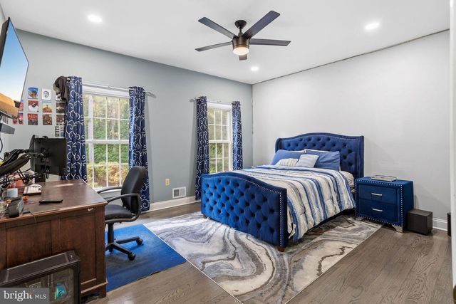 14 CONOR RD, Jackson, NJ 08527
