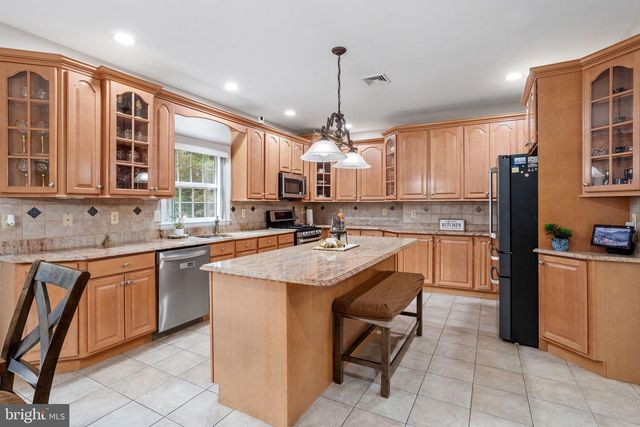 14 CONOR RD, Jackson, NJ 08527