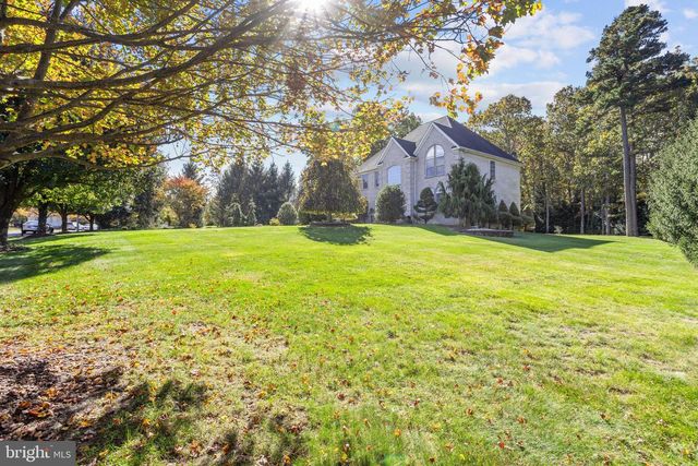 14 CONOR RD, Jackson, NJ 08527
