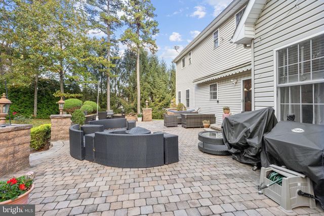 14 CONOR RD, Jackson, NJ 08527